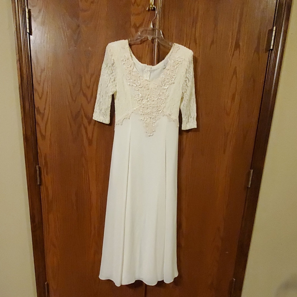 Coty made in U.S.A. Ladies Wedding Dress / White Dress